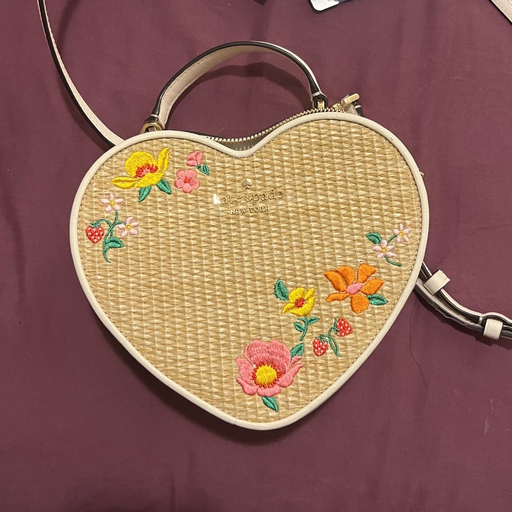 Heart-Shaped Floral Embroidered Bag